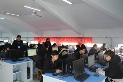 學(xué)院成功舉辦“1+X”Web前端開發(fā)職業(yè)技能等級證書試點考試