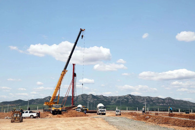 朝陽(yáng)喀左經(jīng)濟(jì)開(kāi)發(fā)區(qū) 項(xiàng)目建設(shè)涌動(dòng)發(fā)展新活力，環(huán)保產(chǎn)業(yè)筑就綠色新未來(lái)