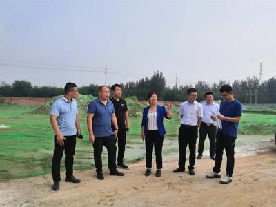 督導(dǎo)促實(shí)效，新華路街道重點(diǎn)項(xiàng)目穩(wěn)步推進(jìn)——市委督導(dǎo)組現(xiàn)場(chǎng)調(diào)度新型采暖及制冷技術(shù)開(kāi)發(fā)項(xiàng)目